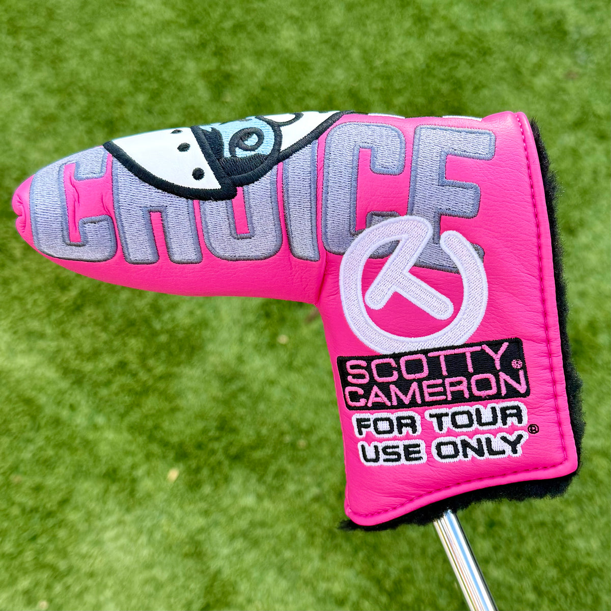 Brand New Circle T Pink Champs Choice Blade Headcover – epicscottys