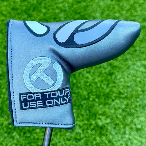 Brand New Blacked Out 2025 Tour Studio Style Fastback 1.5 w/Flojet Neck