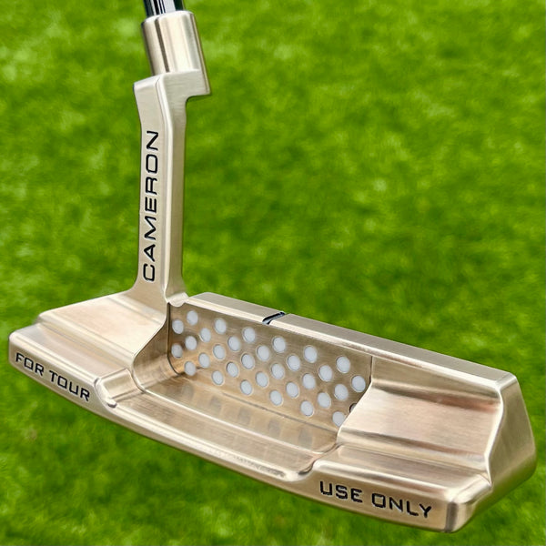 Brooks Koepka Style Chromatic Bronze T22 Newport 2 Tour w/Teryllium Insert & Top Line