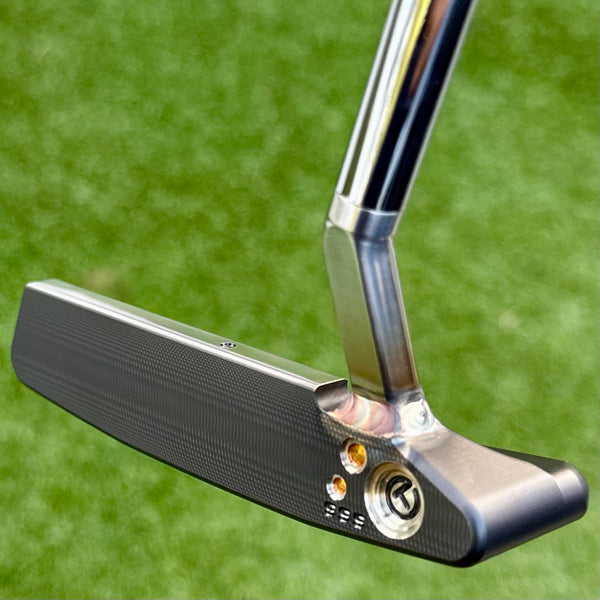 Brand New 2-Tone Timeless 2.5 SSS w/Welded Flojet Neck & Polished Top Line