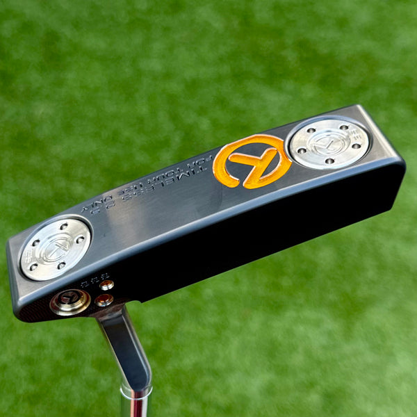 Brand New 2-Tone Timeless 2.5 SSS w/Welded Flojet Neck & Polished Top Line