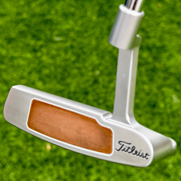 Brand New 2008 Scotty Cameron Limited Edition Buttonback Newport