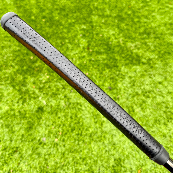 Chromatic Bronze T22 Tour Newport 2 Teryllium w/Black Tour Shaft & Top Dot