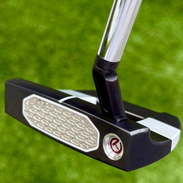Black Tour Studio Style Fastback 1.5 w/Flojet Neck & Carbon Chainlink Insert