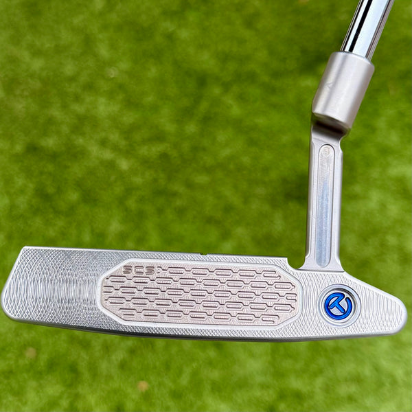 Brand New Tour Studio Style Newport 2 w/Blue Paint & Top Line Alignment Aid