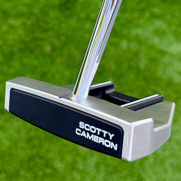 Center Shaft Tour Futura 5S w/Blue Paint & Matching Tour Grip & Headcover