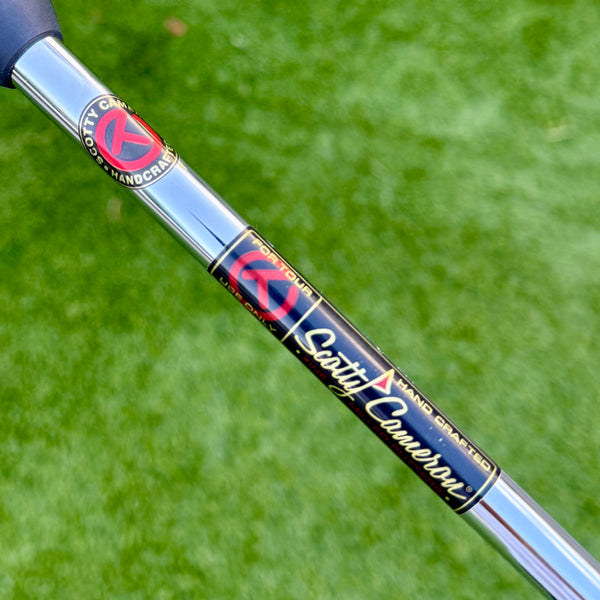 Center Shaft Tour Futura 5S w/Blue Paint & Matching Tour Grip & Headcover