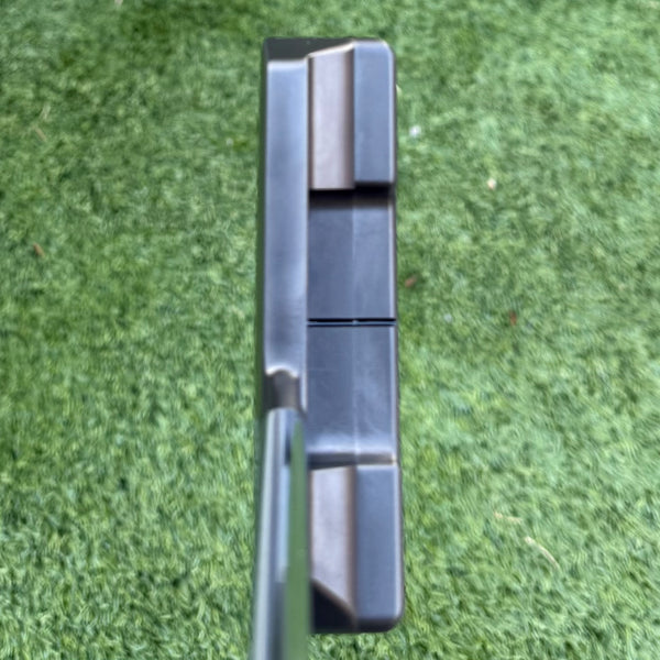 Brand New Center Shaft Tour Select Newport 2.6 in Tour Black Finish