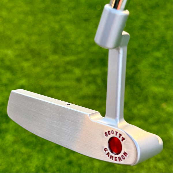Brand New Tiger Woods Style Smooth Face GSS 009m w/Large Single Milled Bombs