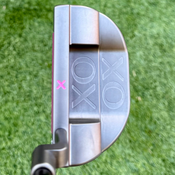Brand New 2018 Scotty Cameron Limited Edition My Girl "Hugs & Kisses"