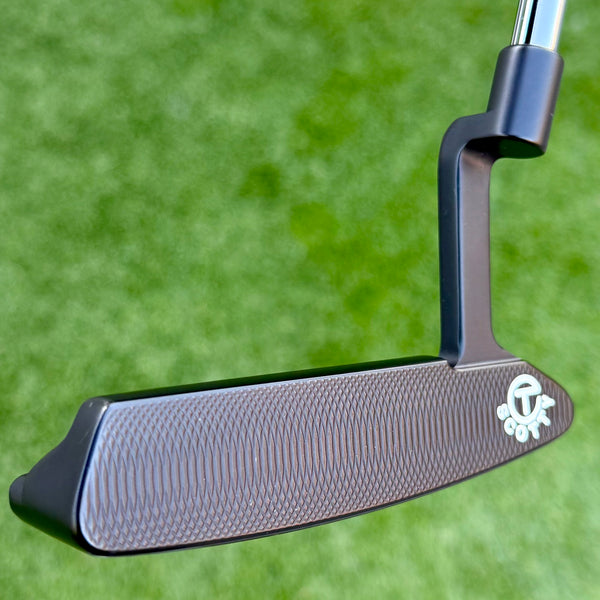 Deep Milled Tour Studio Select Newport 2 In Tour Black Finish & Green Paint Fill
