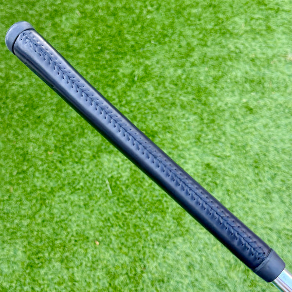 2005 Custom Tour Napa w/Premium Hand Stamping & "Snow" on Flange