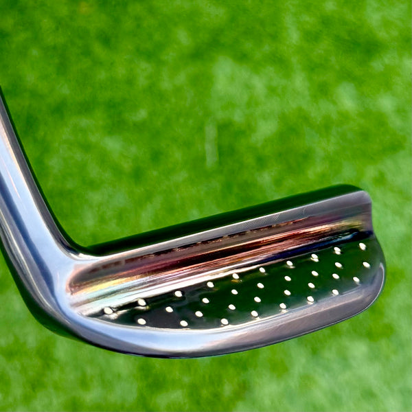 2005 Custom Tour Napa w/Premium Hand Stamping & "Snow" on Flange