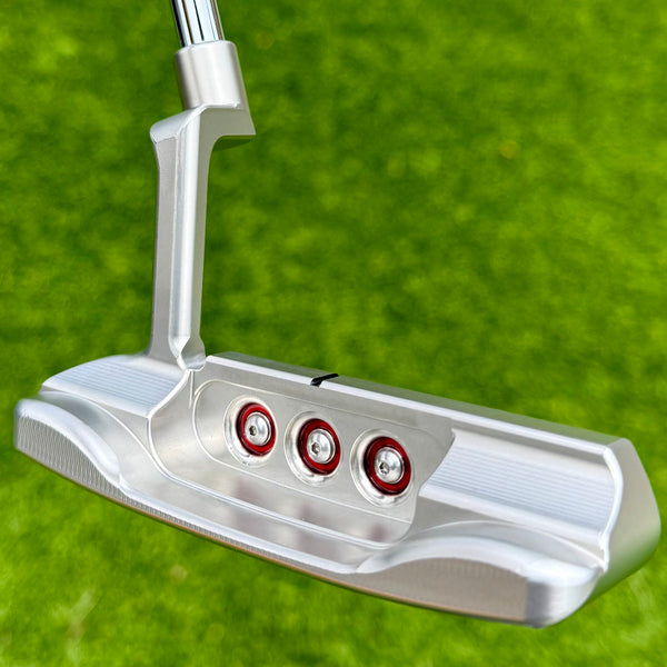 Masterful Buttonback Tourtype w/Teryllium Insert & Top Line Alignment Aid