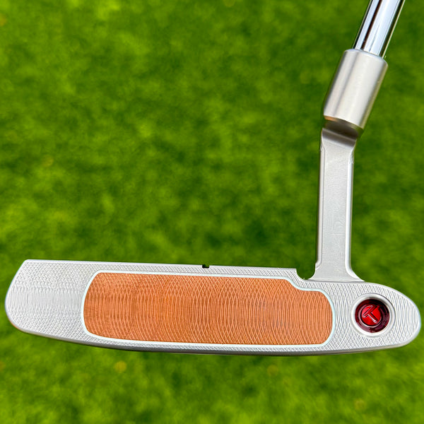 Masterful Buttonback Tourtype w/Teryllium Insert & Top Line Alignment Aid