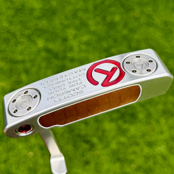 Masterful Buttonback Tourtype w/Teryllium Insert & Top Line Alignment Aid