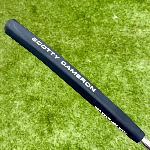 Brand New Tour Newport Studio Style w/Carbon Chainlink Face Insert