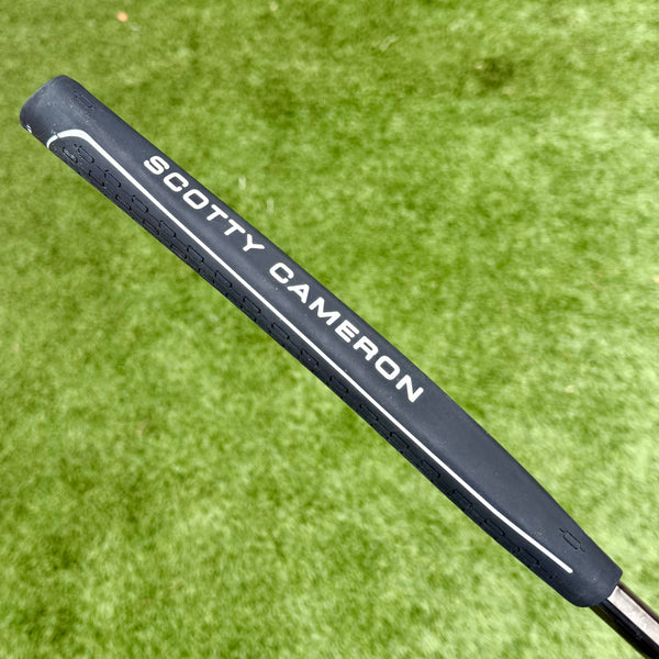 Brand New, Fully Blacked Out, Tour Studio Style Fastback 1.5 w/Flojet Neck & Carbon Chainlink Insert