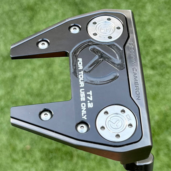 Tour Phantom X T7.2 in Black Finish w/Matching Green Tour Grip & Headcover