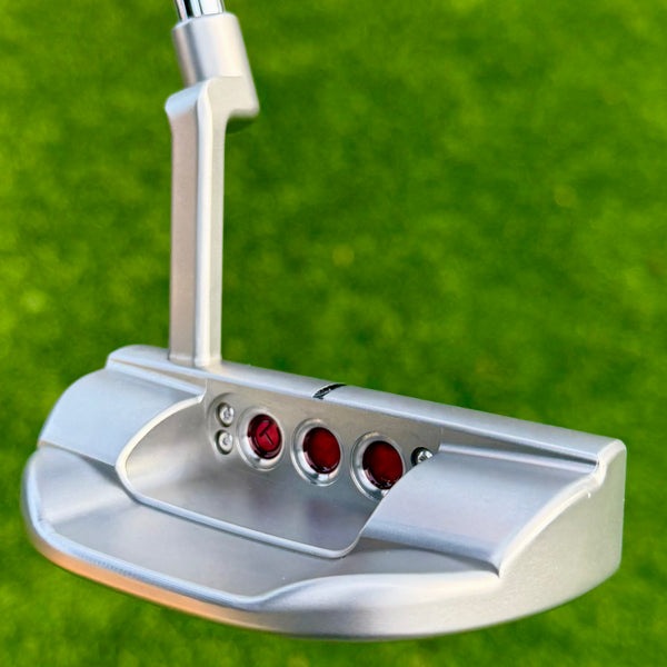 Brand New Tour Fastback 2 w/Red Tour Bombs @ Top Line Alignment Aid