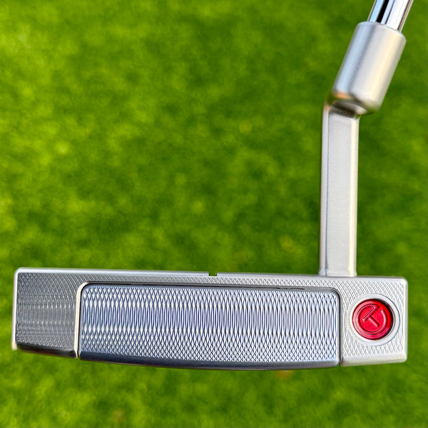 Brand New Tour Fastback 2 w/Red Tour Bombs @ Top Line Alignment Aid