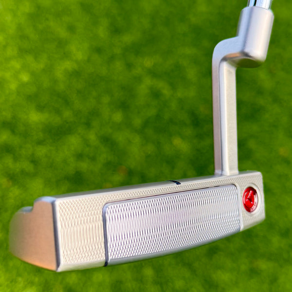 Brand New Tour Fastback 2 w/Red Tour Bombs @ Top Line Alignment Aid