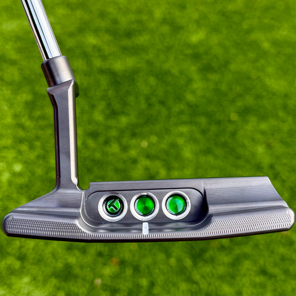 Brand New Black Tour Rat 2 SSS w/Green/White Paint Fill