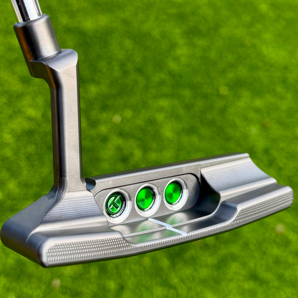 Brand New Black Tour Rat 2 SSS w/Green/White Paint Fill