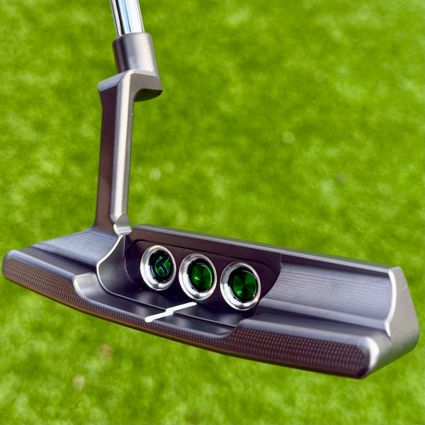 Brand New Black Tour Rat 2 SSS w/Green/White Paint Fill