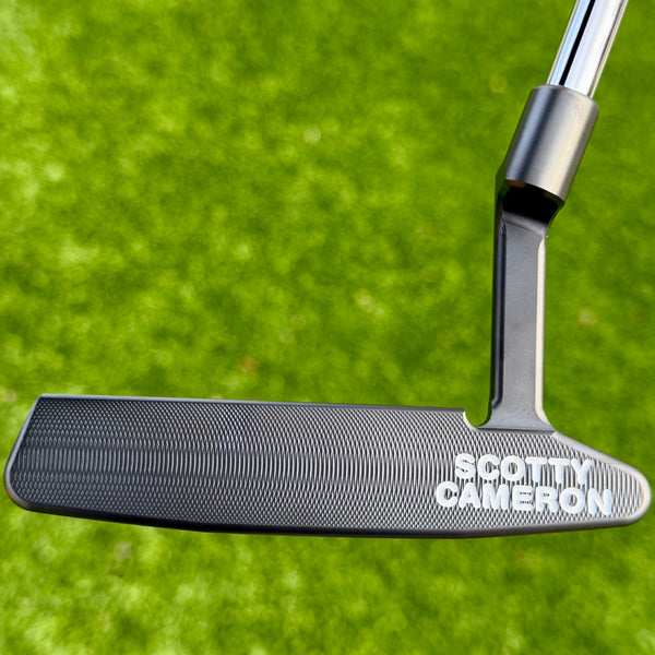 Brand New Black Tour Rat 2 SSS w/Green/White Paint Fill