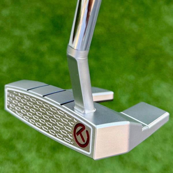 Tour Phantom X T5.5 w/Flojet Neck & 3x Top Line Alignment Aid