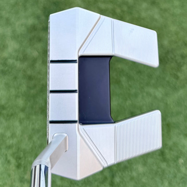 Tour Phantom X T5.5 w/Flojet Neck & 3x Top Line Alignment Aid